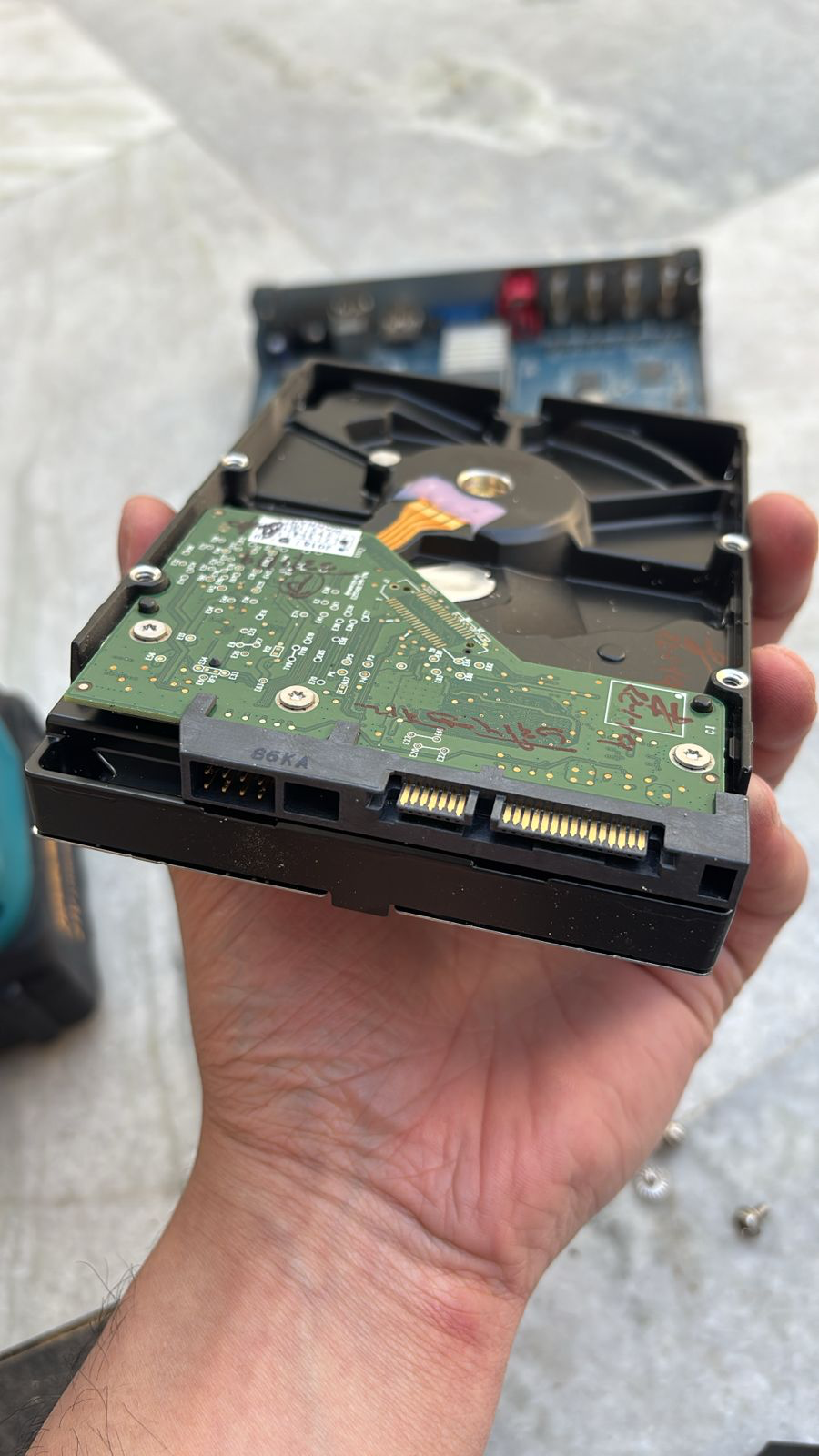 The HDD pulled from the discarded CCTV DVR